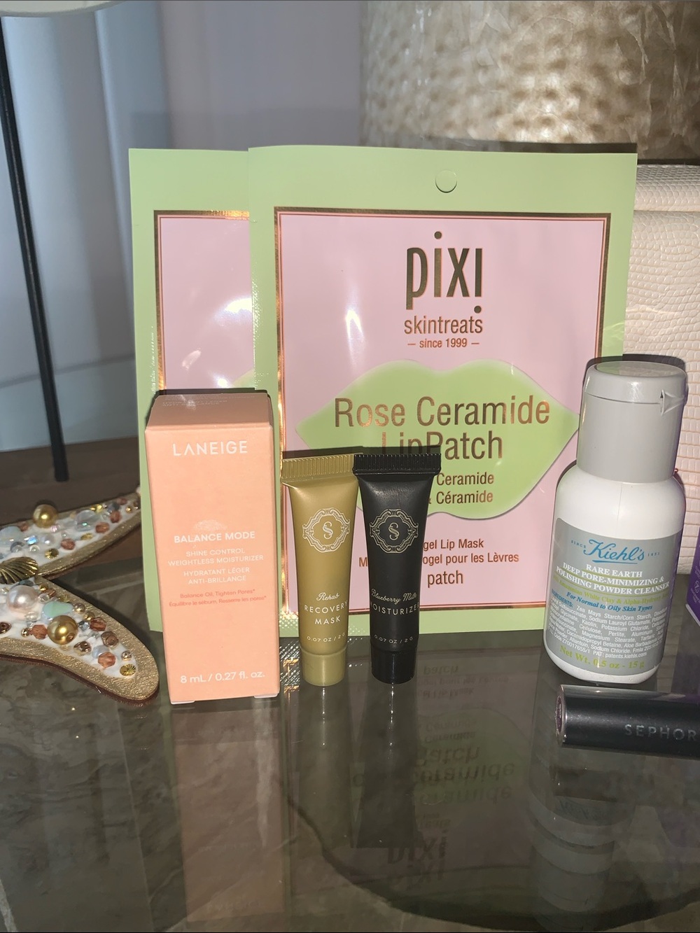 Assorted Beauty Bundle - Picture 2 of 4